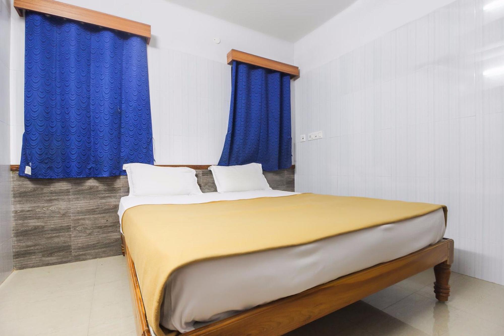 Udaiyarpalaiyam Hotel O Jks Deluxe Lodge מראה חיצוני תמונה